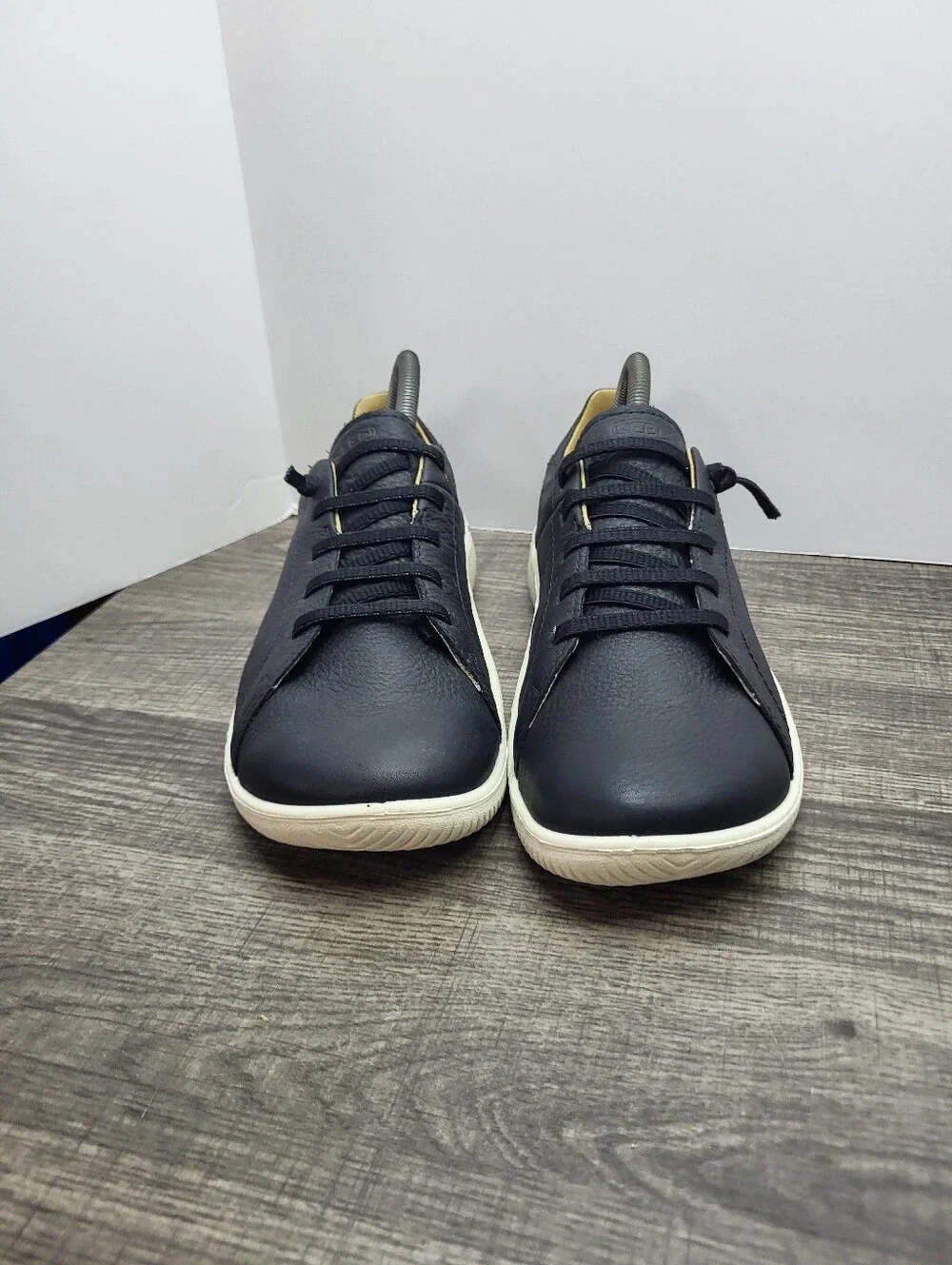 Keen KNX Lace Up Leather Casual Sneakers Shoes Women's Size 9.5
